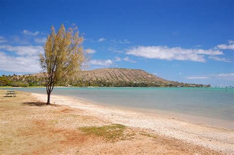 Maunalua Bay Beach Park, Oahu | To-Hawaii.com