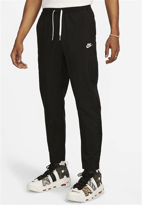 Nike Sportswear M Nk Club Wvn Ltwt Pant Træningsbukser Black White