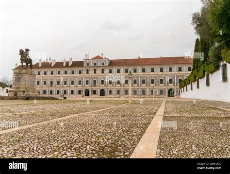 Palais ducal de vila vicosa Banque de photographies et dimages à haute