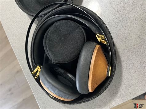 Meze Classics Walnut Gold Headphones Photo Canuck Audio Mart