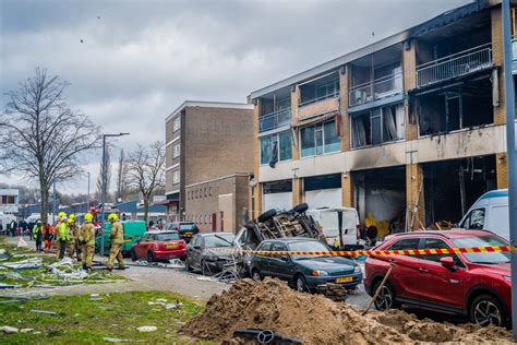 Nog Drie Vermisten Na Explosie Schammenkamp Rotterdam Schade Is