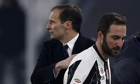 Juve Allegri Svela Il Sostituto Di Higuain Mercato Calciomercato