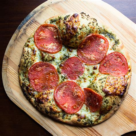 Fresh Mozzarella Heirloom Tomato And Basil Pizza