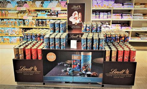 Lindt And Heinemann Launch Travel Exclusive Dark Caramel Sea Salt Editions Duty Free Hunter