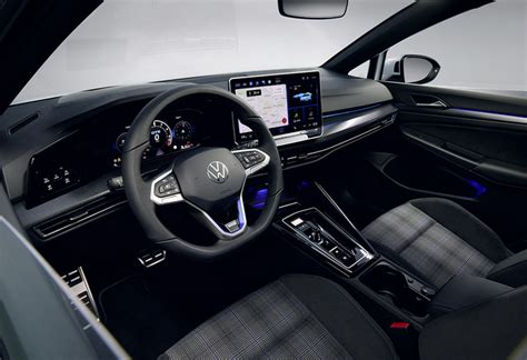 Foto S Volkswagen Viert Jaar Vw Golf Met Facelift Autogids