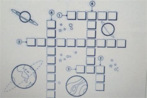 Satélite Natural Da Terra Com Três Letras