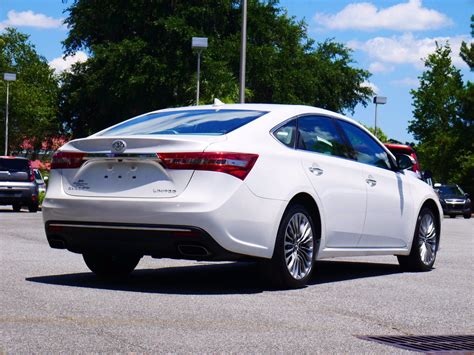 Certified Pre Owned 2016 Toyota Avalon Limited Fwd 4d Sedan