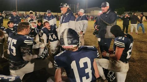 Prep football: Esparto beats Union Mine in Division VI | Sacramento Bee