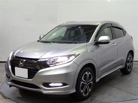 Used Honda Vezel Hybrid Pictures 2017 Model Silver Color Photo