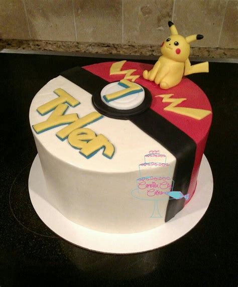 Pokemon Pokeball Cake Pokeball Cake City Cake Cake