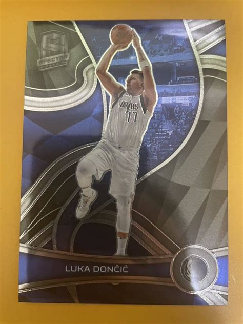 目立った傷や汚れなし2021 22 Panini spectra luka doncic NBAカード ルカドンチッチの落札情報詳細