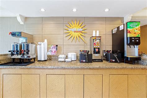 La Quinta Inn by Wyndham Orlando Airport West | Orlando, FL Hotels