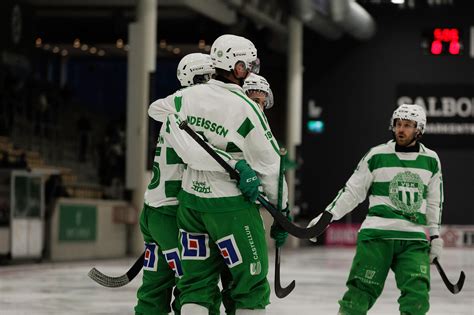 Gruppsegern S Krad N R Herrlaget Besegrade Ik Sirius Med Vsk Bandy