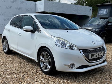 Used 2013 Peugeot 208 VTi 1 2 Allure 1 2 5dr Hatchback Manual Petrol