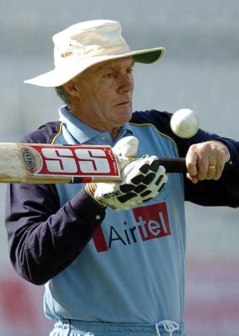 Greg Chappell gives some catching practice | ESPNcricinfo.com