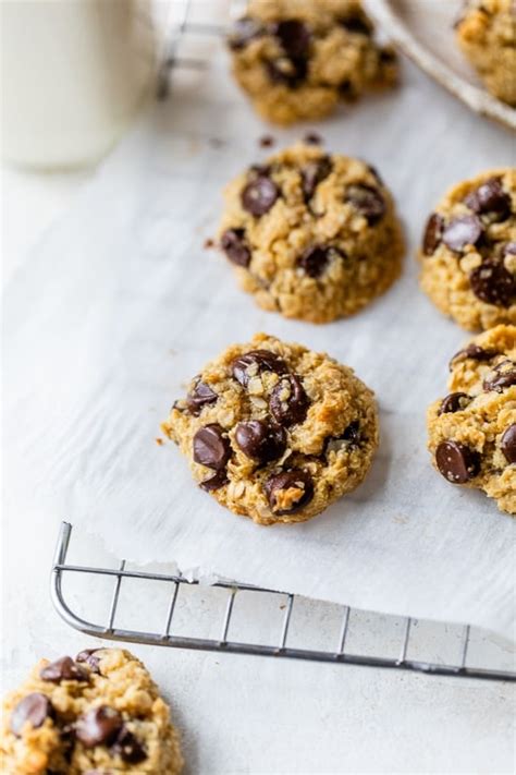 Healthy Chocolate Chip Oat Cookies - Skinnytaste