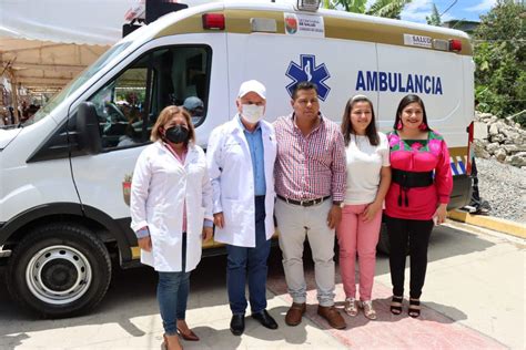 Reconversión del centro de salud y ambulancia nueva para Rayón actos