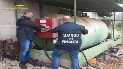 Guardia Di Finanza Macerata Sequestrati Gasolio Agricolo Agevolato