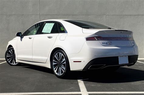 Pre Owned Lincoln Mkz Hybrid Fwd D Sedan