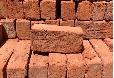 Cuboidal Red Clay Brick 9 In X 3 In X 2 In At Rs 10 In Ahmedabad ID