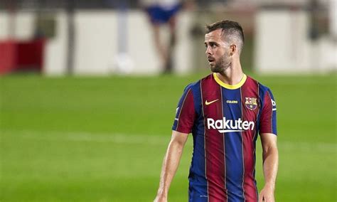 Miralem Pjanic The Midfielder Frozen Out Of Barcelona S Team