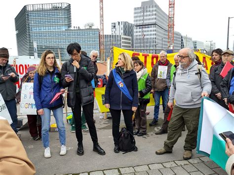 Rassemblement anti nucléaire du 12 mars 2024 devant le Parlement