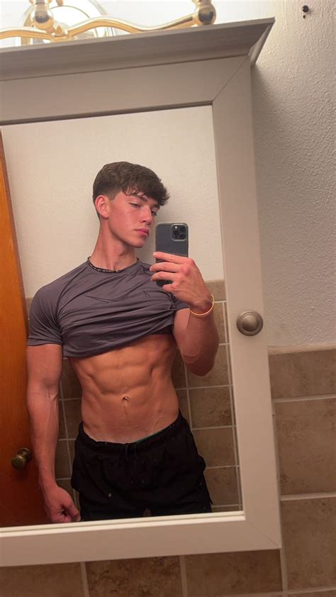 Hot Dudes Good Mood On Twitter RT PrestonFitness Stay Shredded