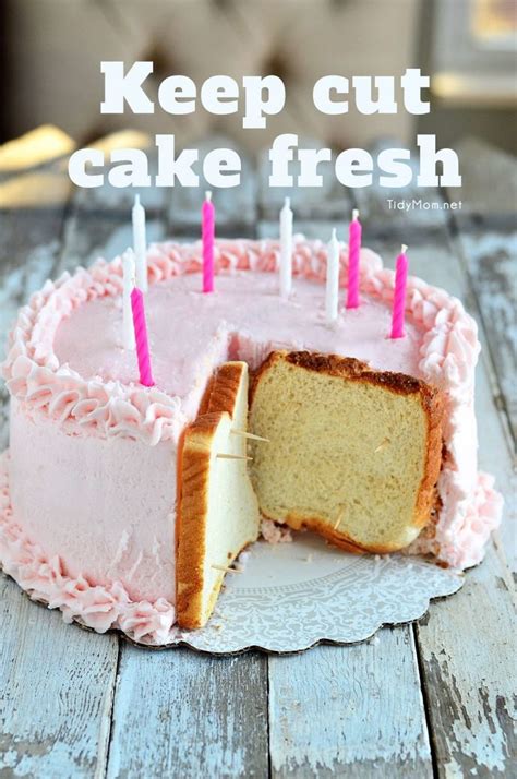 Keep Cut Cake Fresh With Sliced Bread Learn More Cake Recipe At