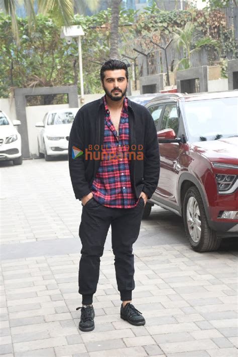 Photos Arjun Kapoor Radhika Madan And Aasmaan Bhardwaj Snapped