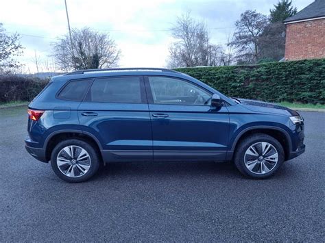 Find A Used Blue ŠKODA Karoq Estate 1 0 TSI SE Drive 5dr in Milton