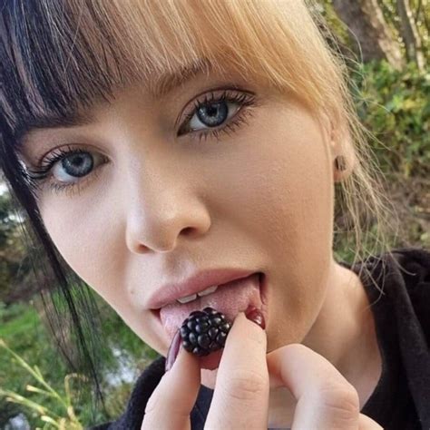 Glamorous Amateur Babe Teases With Her Inked Body In Her Compilation CoedCherry