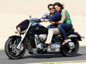 Dabangg 2 Box Office | 12 Days Collection | Monday Tuesday Business | Salman Sonakshi - Filmibeat