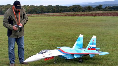 Su Flanker Russian Rc Scale Model Turbine Jet Flight In The Rain