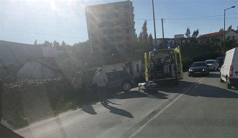 Carro Despista Se E Faz Um Ferido Em Penafiel A Verdade