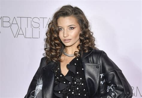 Julia Wieniawa Rozgrza A Fan W Kadrem W Bikini Cia O Bogini Rmf Fm