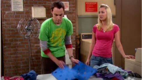 Arriba 83 Imagen Doblar Ropa Sheldon Abzlocal Mx