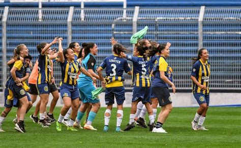 Femenino Central le ganó a Newell s un clásico que quedará en la