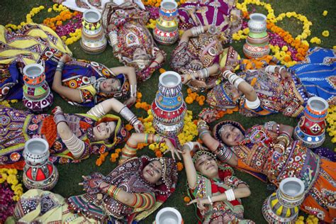 Garba: The traditional dance of Gujarat state