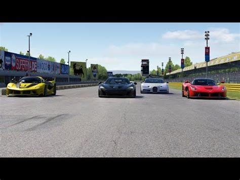 Bugatti Chiron Vs Ferrari Fxx K Vs Mclaren P Vs Ferrari Laferrari At