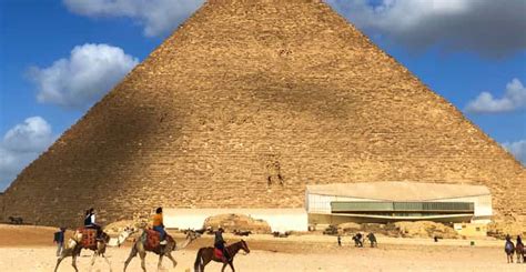 Kairo Pyramiden von Gizeh das Große Ägyptische Museum Geführte Tour