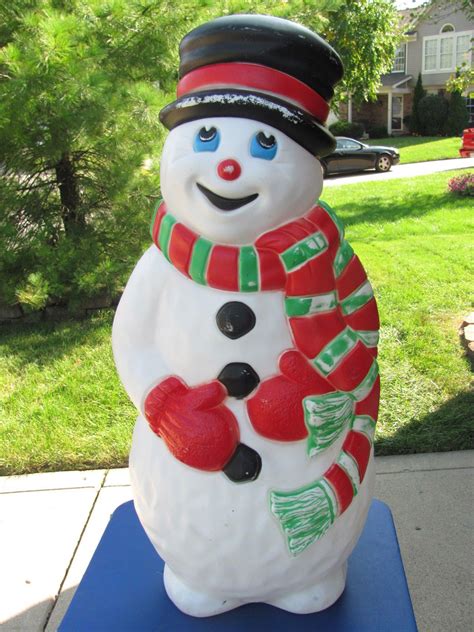 37 034 Grand Venture Snowman Red Green Xmas Blowmold Light Up Plastic