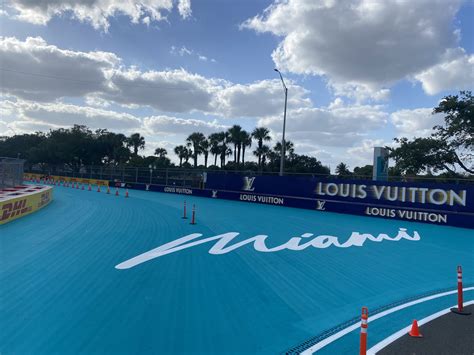Run off Branding and Line Painting, Miami Grand Prix, F1 - Roadgrip