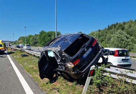 Stravi Na Nesre A Na Autoputu U Hrvatskoj Poginuo Slovak Sedmero