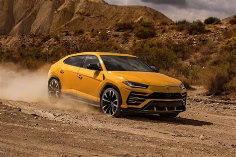 Off-Road Updates! The 2019 Lamborghini Urus Off-Road Package ...