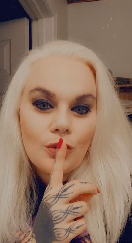 RETIRED PORN STAR NEW SNAPCHAT DM MY INSTA OCTOBER DISCO Skip The Games