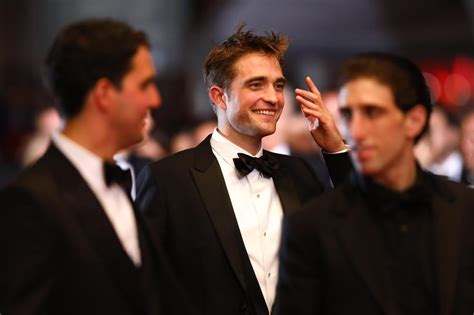 Robert Pattinson Le Sex Symbol Fait Un Retour Foudroyant Sur La Croisette