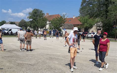 Baudrières Le concours de pétanque des pêcheurs de létang a attiré 48