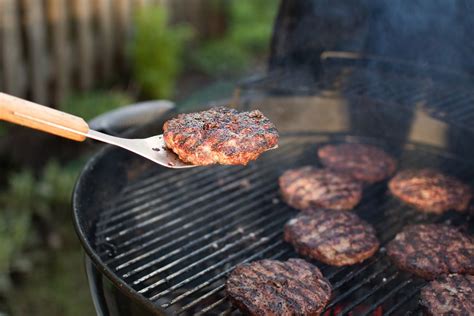 How To Cook Hamburgers Safely And Properly