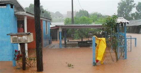 G1 Chuva Alaga Casas E Desaloja Famílias Em Ronda Alta Rs Notícias