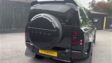 LAND ROVER DEFENDER 110 D300 X-DYNAMIC HSE | 7 SEATS | FULL URBAN ...